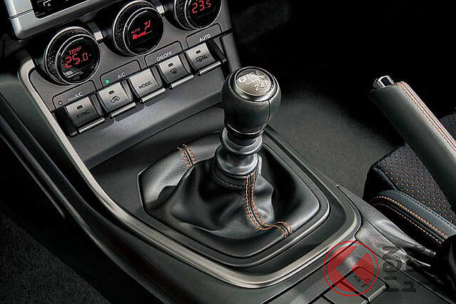 一部の若者にMT車が人気ってホント?購入者の年齢比率
