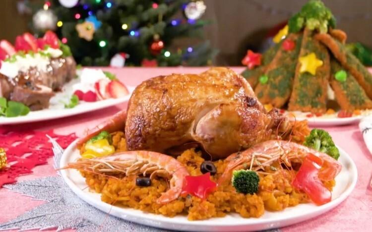 
             【コストコ】食材でクリスマスパーティー料理3品！子どもが喜ぶ㊙アレンジも：デカ盛りハンター 
          