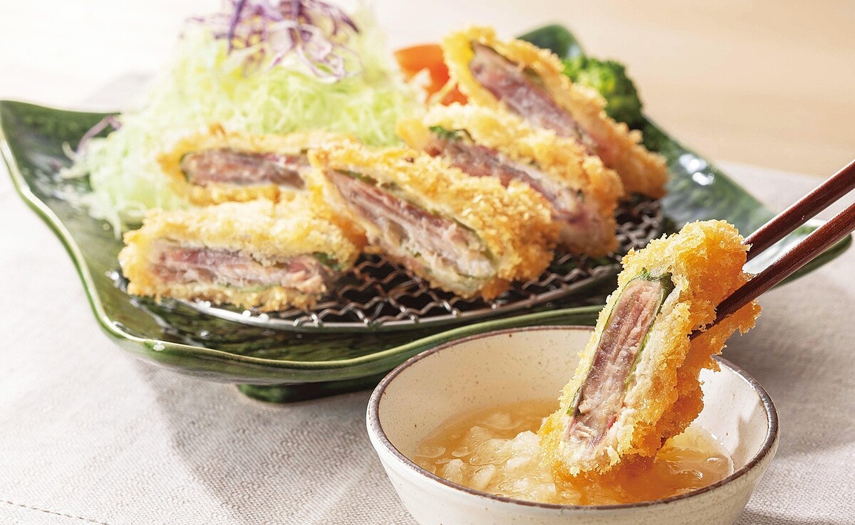 大戸屋、春の1番人気メニュー「鰹の梅はさみ揚げ」発売、例年より1ヵ月以上延長して6月30日まで提供