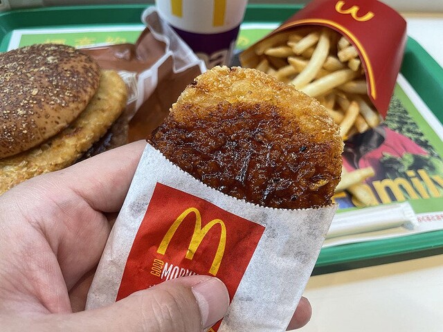 マクドナルドには2種類のハッシュポテトがある「巨大ハッシュポテト