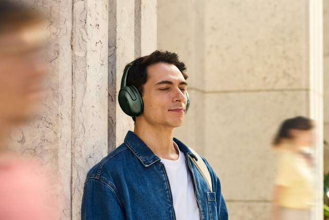 ��JBL Tour One M3�ס�JBL Tour Pro 3�פ˥��꡼�󥫥顼�о� / ����ѥ��Ȥ�10in1�ɥå��󥰥��ơ������ڤޤȤᵭ����