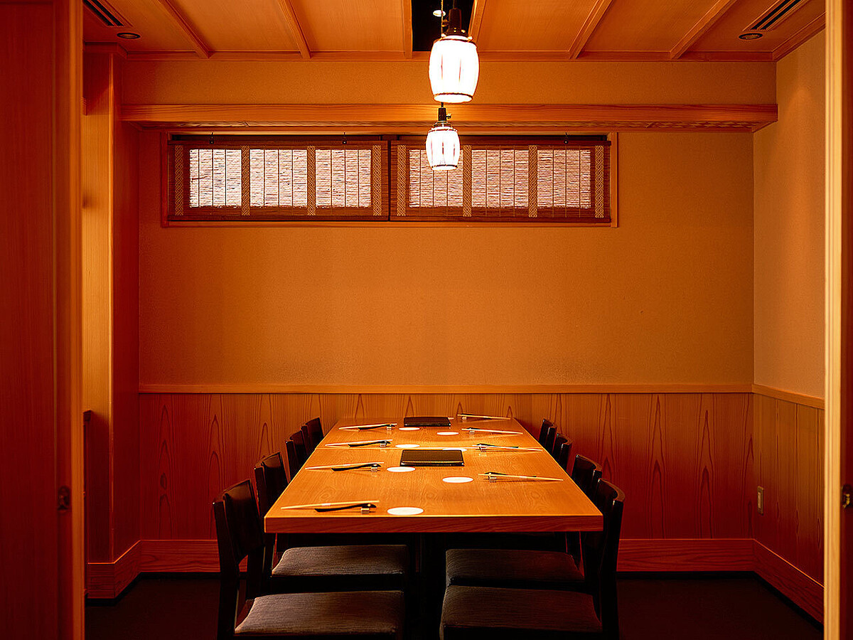 四谷三丁目『荒木町 きんつぎ』の内観