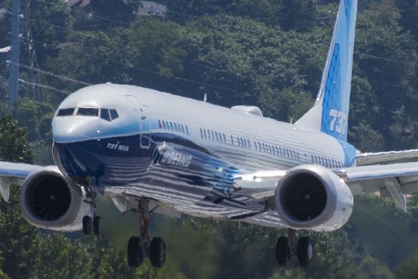 737-10初飛行の様子（画像：ボーイング）。