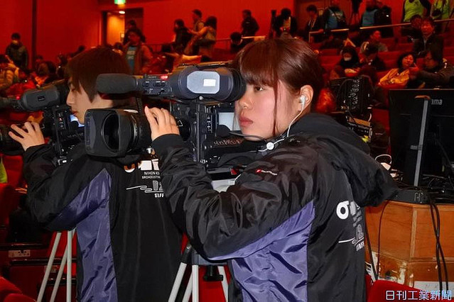 大学生がパラ・パワーリフティングの日本大会を運営