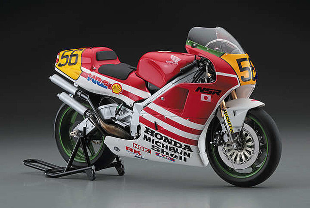 バリ伝 の興奮が蘇る 名車 Nsr500 Yzr500 をキット化 ライブドアニュース
