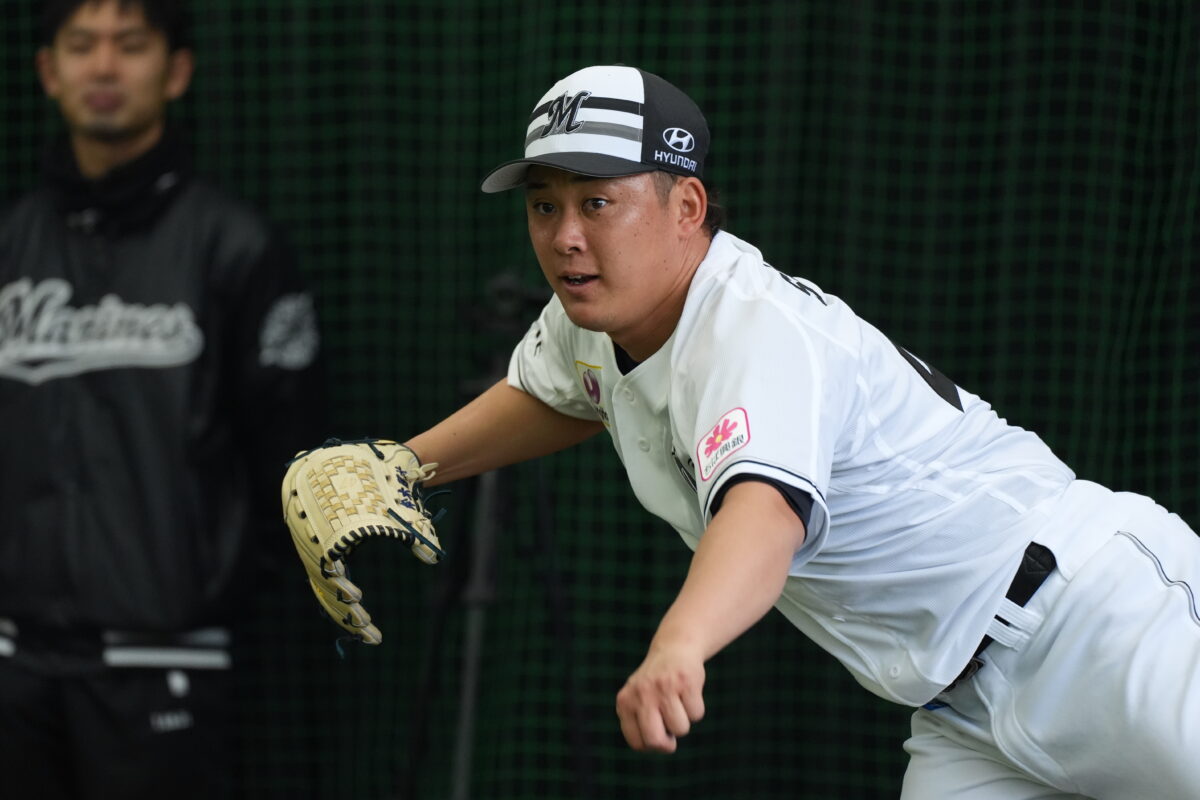 ロッテ・鈴木昭汰(撮影=山下拓人)