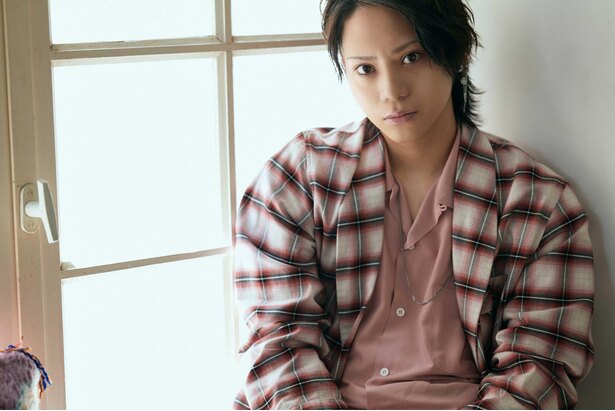 芸能活動前のバンドは黒歴史」2.5次元俳優・佐藤流司インタビュー