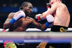 �˻һ˾���3����Ǥ�4�������첦�ԤȤʤä��ƥ�󥹡������ե�ー�ɡ�C��Getty Images