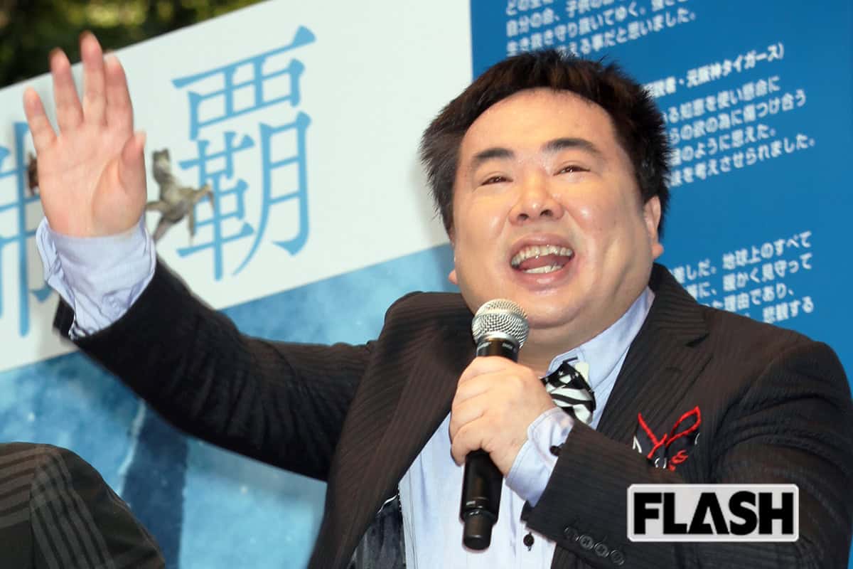 ドランクドラゴン塚地武雅が白内障手術の公表「不安や緊張から過呼吸に」