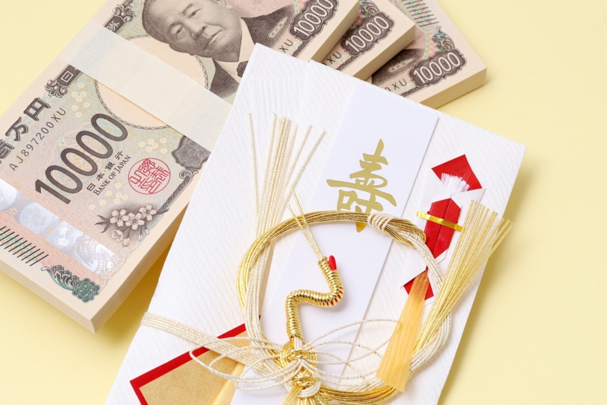 毎月5万円を母に渡していたお金が結婚祝いで戻ると贈与税がかかるのか