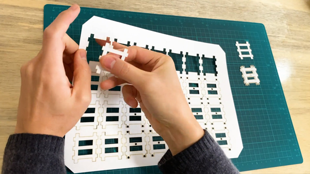 本当に動く Minecraft のトロッコをペーパークラフトで実現に成功 ライブドアニュース