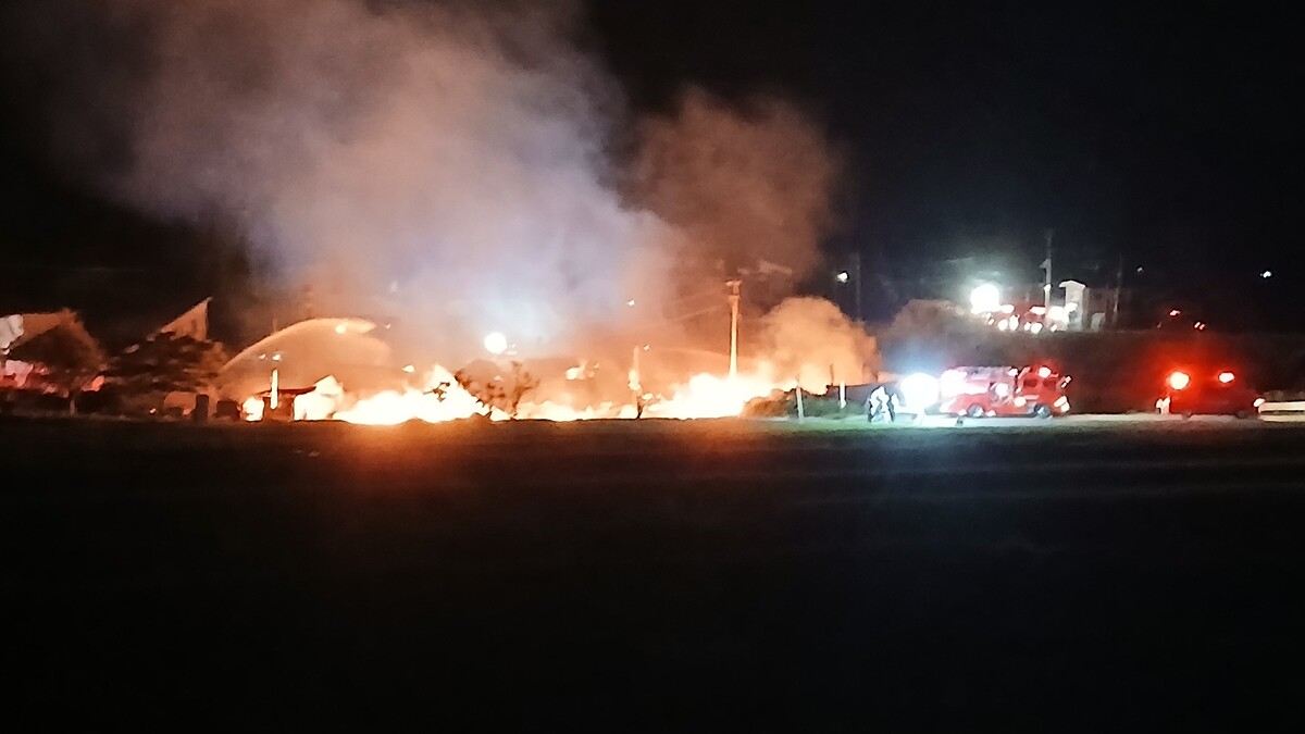 山辺町 山間部の製材所で火事 出火から1時間超経過も炎上中 けが人はいないとみられる - ライブドアニュース