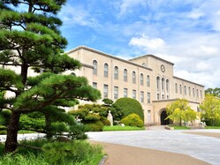  All About �˥塼���Խ���������250�ͤ��оݤ˼»ܤ������������Ω��ؤ˴ؤ��륢�󥱡��ȡפ�Ĵ����̤��顢�ְ���Ư�������פȻפ��������Ω��إ�󥭥󥰤�ȯɽ�� 2�ֿ̡�����ءפ��ޤ���1�̤ϡ� 