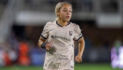 American female athlete suddenly collapses during a match... Criticism of 'continuing the match' decision