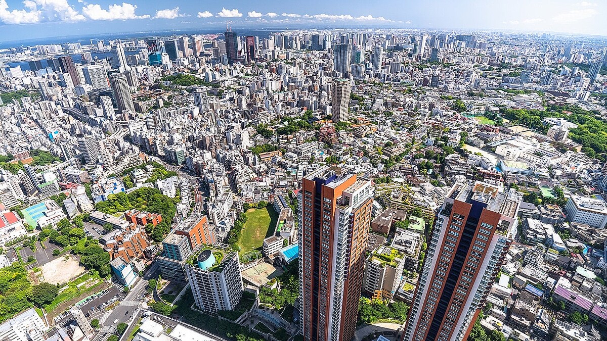 アドバンテスト〈6857〉上場来高値更新の陰で…実は「東証プライム値上がり率2位」半年で株価が55％上昇した「半導体銘柄」の正体【昨日動いた個別株】  - ライブドアニュース