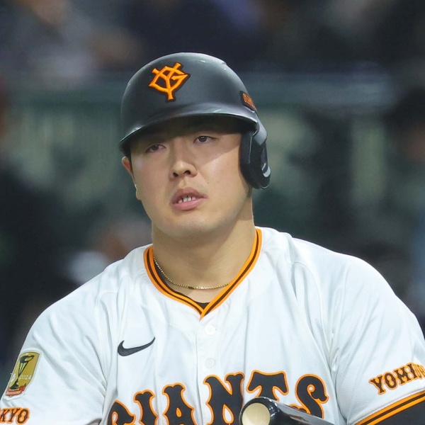 岡本和真 ジャイアンツガチャ 父の日限定 岡本和真にどんな助言を