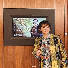 宝塚の佐藤二朗 天真みちるが結婚 退団3周年の日にサプライズで報告 ライブドアニュース 宝塚の佐藤二朗 天真みちるが結婚 退団3周年の日にサプライズで報告 ライブドアニュース