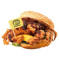 「丸ごと！！ カニバーガー 名古屋みそ味」