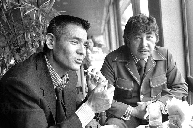 菅原文太を東映看板スターにした二人 ヤクザのようなプロデューサーと おやっさん と呼んだ先輩俳優 ライブドアニュース