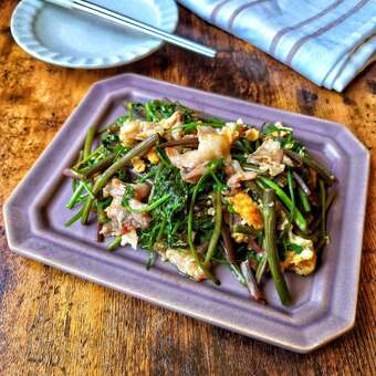 
          冬の寒さで甘みが増す！今こそ食べたい、旬のせりを堪能するとっておきレシピ
        