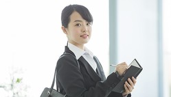 
        フレッシャーズ編集部
      