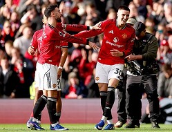 ��ž�Ƥ�󤲤��������女�ʱ��ˤ�ϫ��B���ե���ʥ�ǥ��ʺ��ˡ�(C)Getty Images