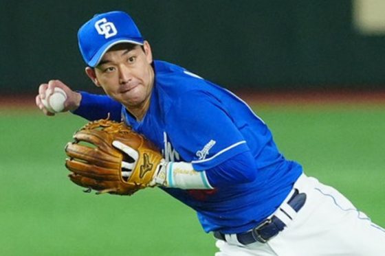 中日・山本泰寛【写真：小林靖】