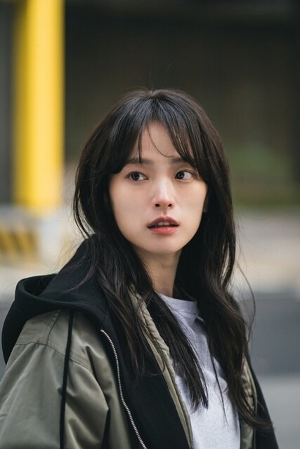 チョン・ウヒ＆キム・ドンウク出演の新ドラマ「有益な詐欺」予告映像第3弾を公開 - ライブドアニュース チョンウヒ　サイン色紙　有益な詐欺