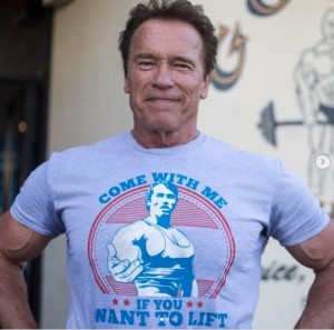 �ȥ��������ΤȤ��λٻ��Ԥ�㤷����Ƚ���������Υ�ɡʲ����ϡ�Arnold Schwarzenegger��2019ǯ11��18����Instagram��You asked for it...�ס٤Υ����꡼�󥷥�åȡ�