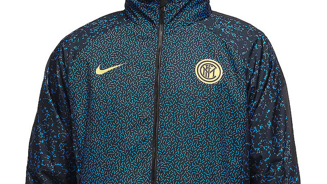 【人気チーム】NIKE ナイロンジャケット　インテル　12-13モデル　刺繍　M 通勤にも使える！インテル、「NIKE新作チームジャケット」5選