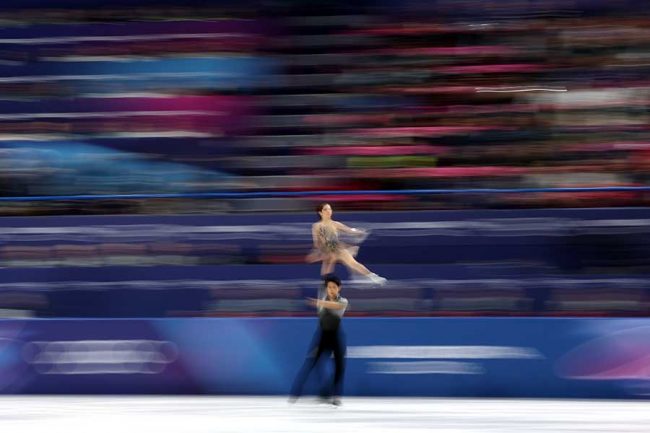 ミラノ・コルティナ五輪で話題を呼んだりくりゅうの1枚【写真：2262012257,Jamie Squire,GettyImages】