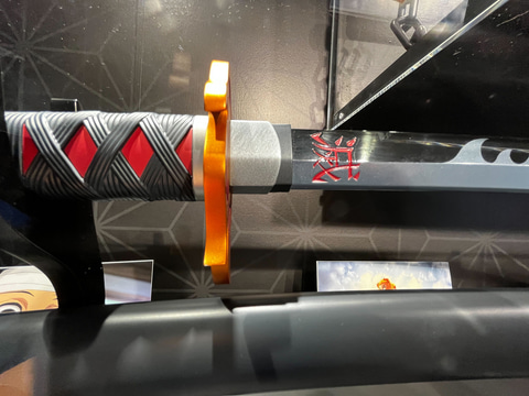 鬼滅の刃」より「PROPLICA 日輪刀(竈門炭治郎)煉獄杏寿郎の鍔ver