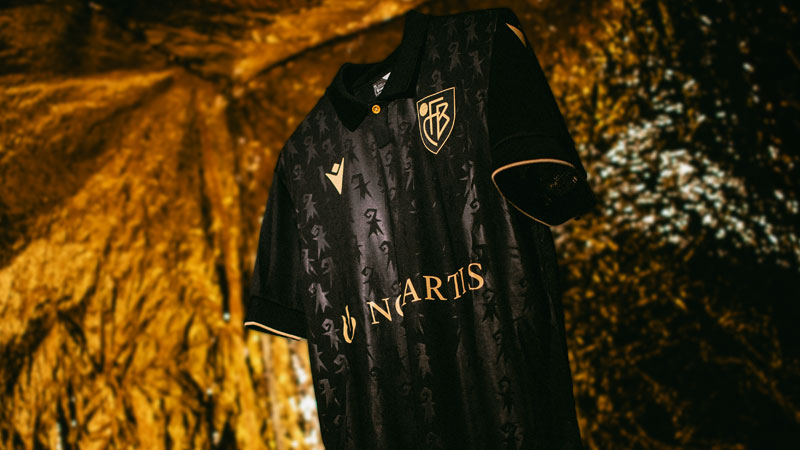 激レアリバプールキャラガー2013年引退記念ユニフォーム限定版