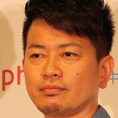 宮迫博之が不倫報道を謝罪 妻の対応に すごいですね と称賛相次ぐ ライブドアニュース 宮迫博之が不倫報道を謝罪 妻の対応に すごいですね と称賛相次ぐ ライブドアニュース