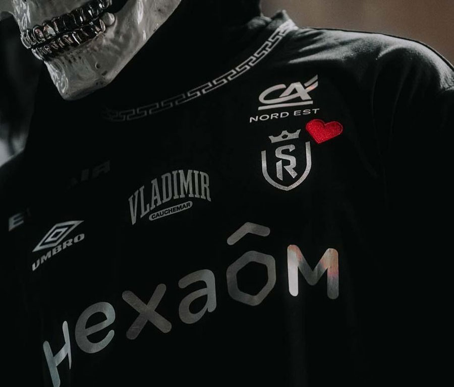 スタッド・ランス、奇才「人気ドクロDJ」とコラボした限定ユニフォーム