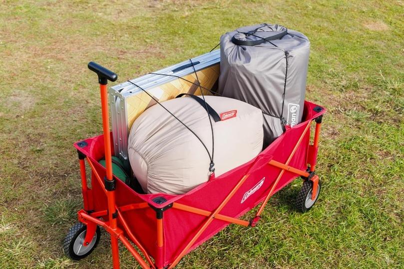 憧れの「ゴロゴロ」と公園へ。コールマンのキャリーカートに荷物を詰め