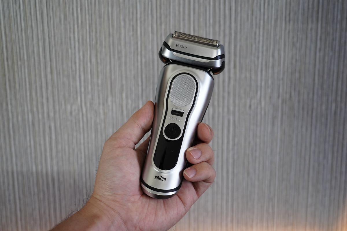 「深剃り＝肌荒れ」は払拭できる？（写真=小笠原令司）