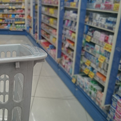 フリマアプリでサンプル品を転売 違法ではないからよしとする若者 ライブドアニュース