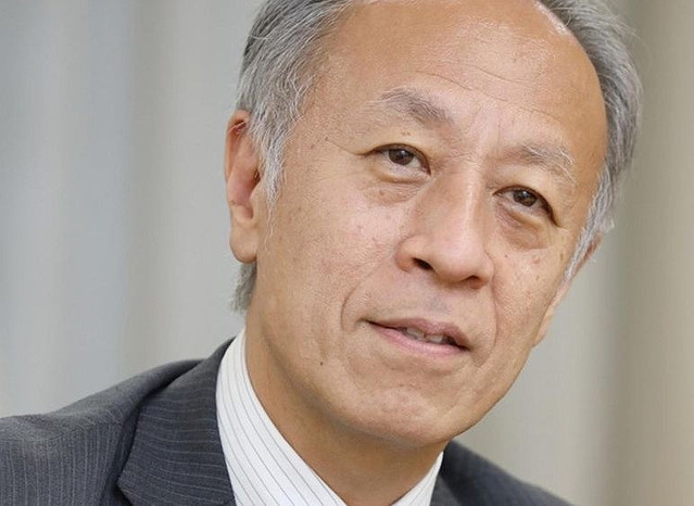 舟竹泰昭氏
