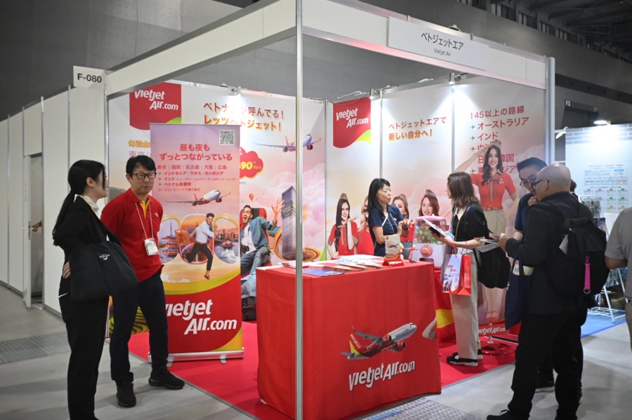 �ġ��ꥺ��EXPO����ѥ�˽�Ÿ