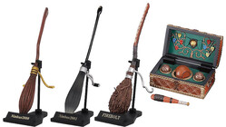 WIZARDING WORLD characters, names and related indicia are �ʣá� & ��TM��Warner Bros. Entertainment Inc.��Publishing Rights �ʣá� JKR. (s24)