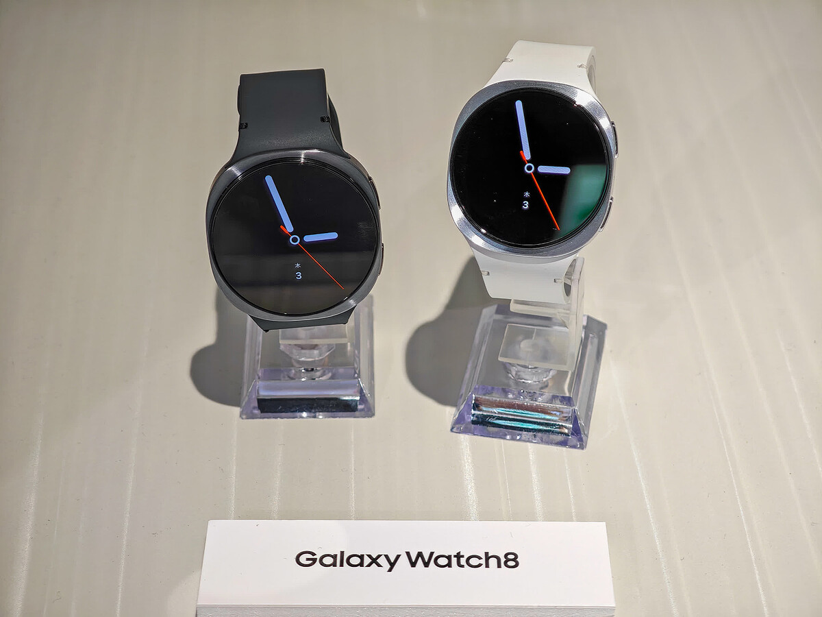 スマートフォン本体 Samsung Galaxy Z Fold 7 + Galaxy Watch 8 サムスン、3つの折り畳みスマートフォンと「Galaxy Watch8」シリーズ