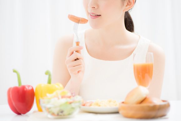 成人女性に必要なタンパク質は1日50g 食事を整えて代謝アップ Peachy ピーチィ ライブドアニュース