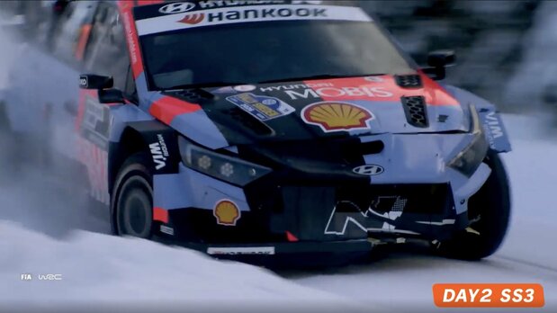 【写真・画像】異次元の超加速…世界最速のGRヤリス、“20秒間踏みっぱなし”の大激走 超一流の足元にカメラも熱視線 1枚目