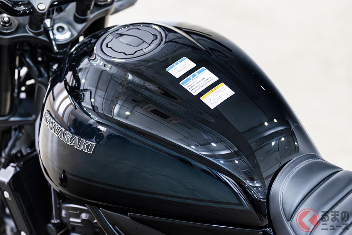 価格153万円！ カワサキ「“新”Z900RS」の新ラインナップ！ 外装や