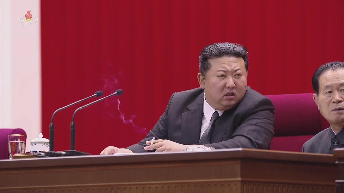 金正恩氏が今年1月に開かれた会議で地方幹部の“飲み会”に激怒した（朝鮮中央テレビキャプチャー）