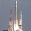 新型無人補給船「ＨＴＶ―Ｘ」、打ち上...