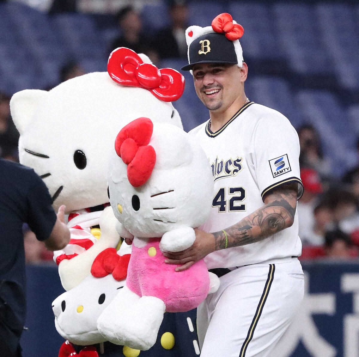 ハローキティ×Boston Red Sox 50周年記念 マスコット人形 ハローキティ×Boston Red Sox 50周年記念 マスコット人形