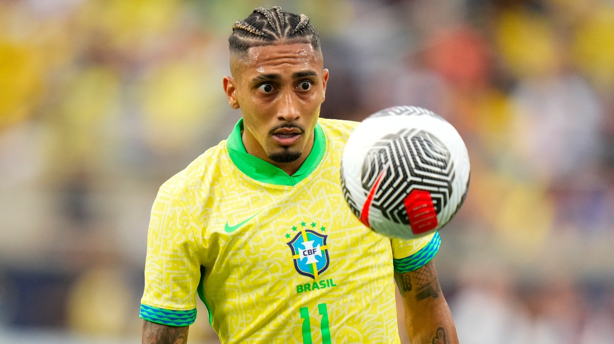 ロナウジーニョのブラジル代表批判、宣伝活動の一環か…現代表ラフィーニャは反論 「チケットをくれと…」 - ライブドアニュース