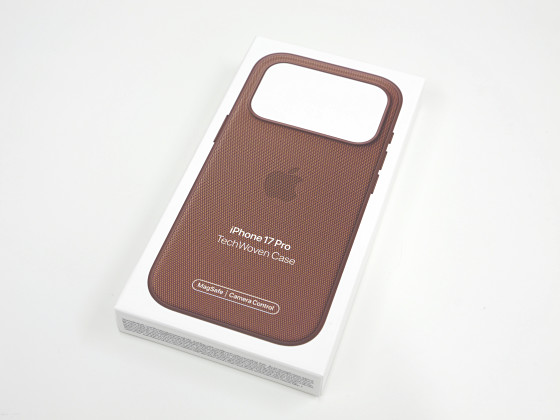 Appleの「1万円のヒモ」「iPhone 17 Pro専用ケース」「iPhone Air専用